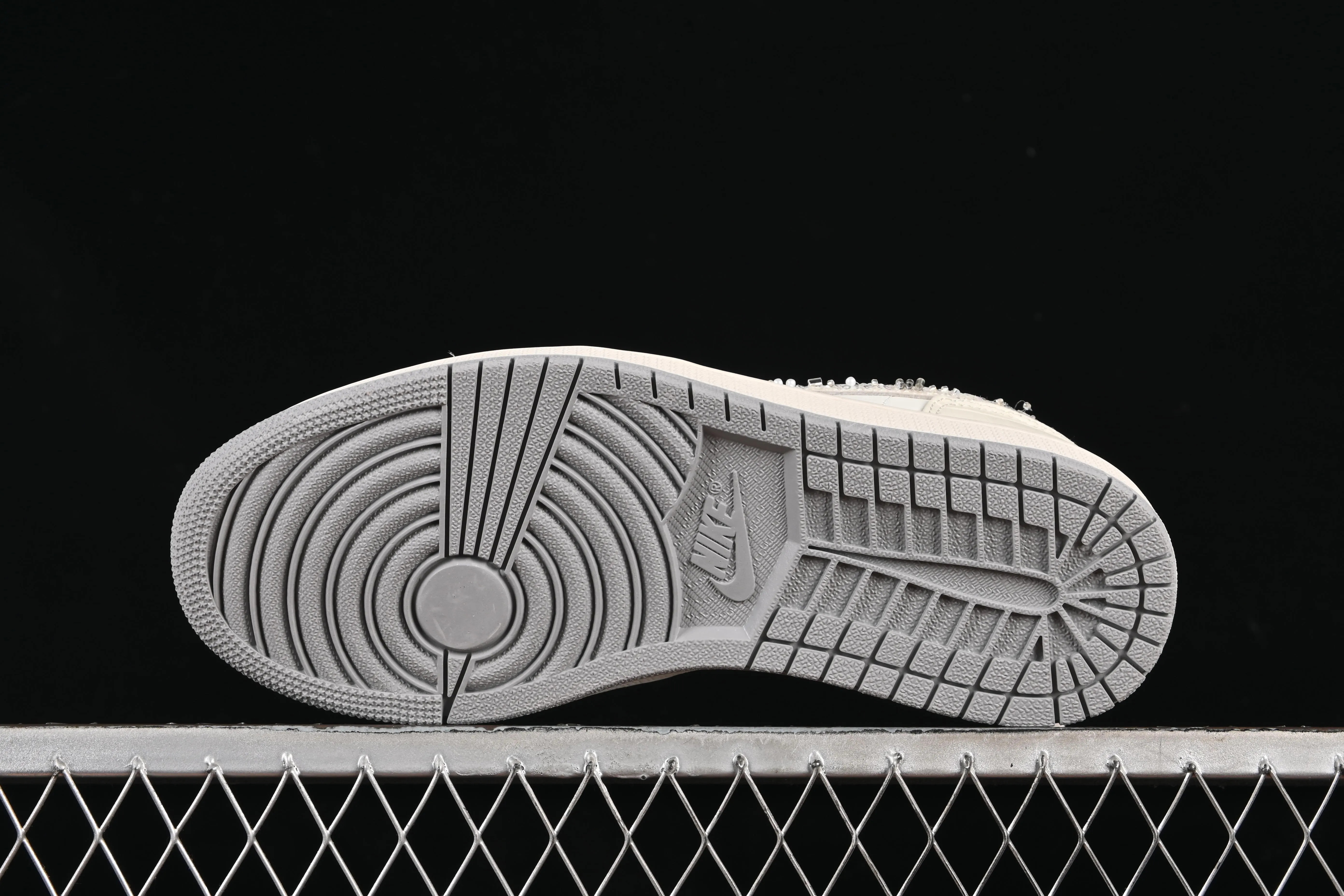 All categories Air Jordan Jordan series basketball shoes Air Jordan 1 Low Air Jordan 1 Low AJ1 Joe 1 flash diamond white crack low-top cultural casual sneakers IH7323-100